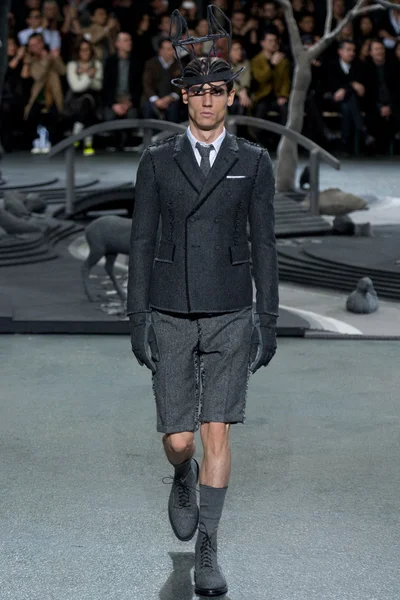 Look 14